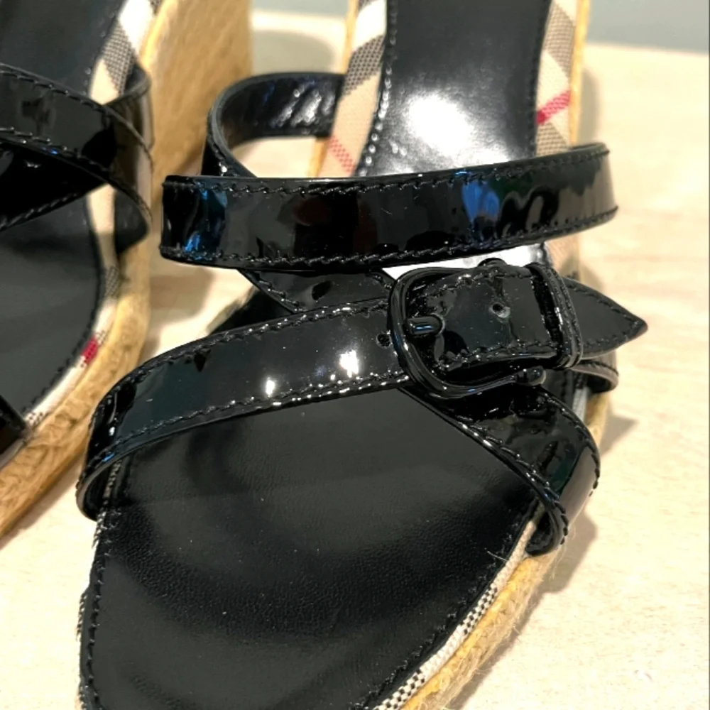 Burberry Black Patent Leather & Nova Check Espadrille Wedge Sandals Sz 4… NWOB - Picture 6 of 15